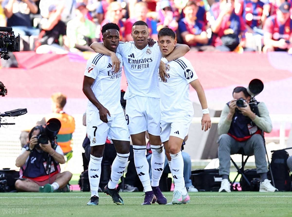 詹姆斯在休 詹姆斯在休