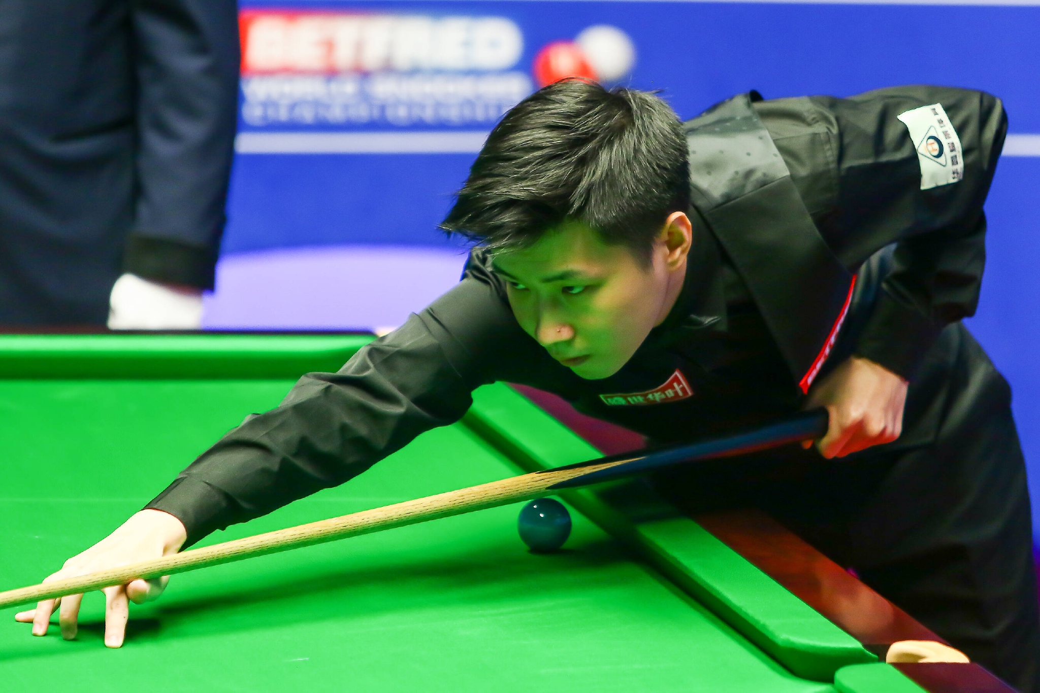 时而突破 时而突破