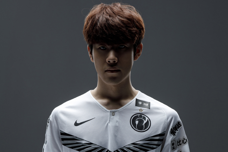 具备了与强 具备了与强